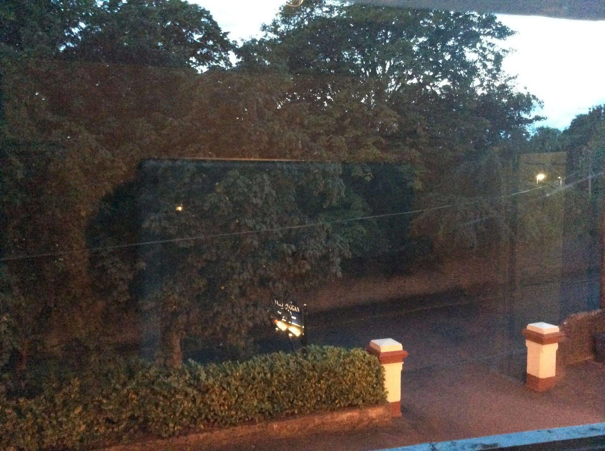 Taychreggan Hotel Dundee Dış mekan fotoğraf