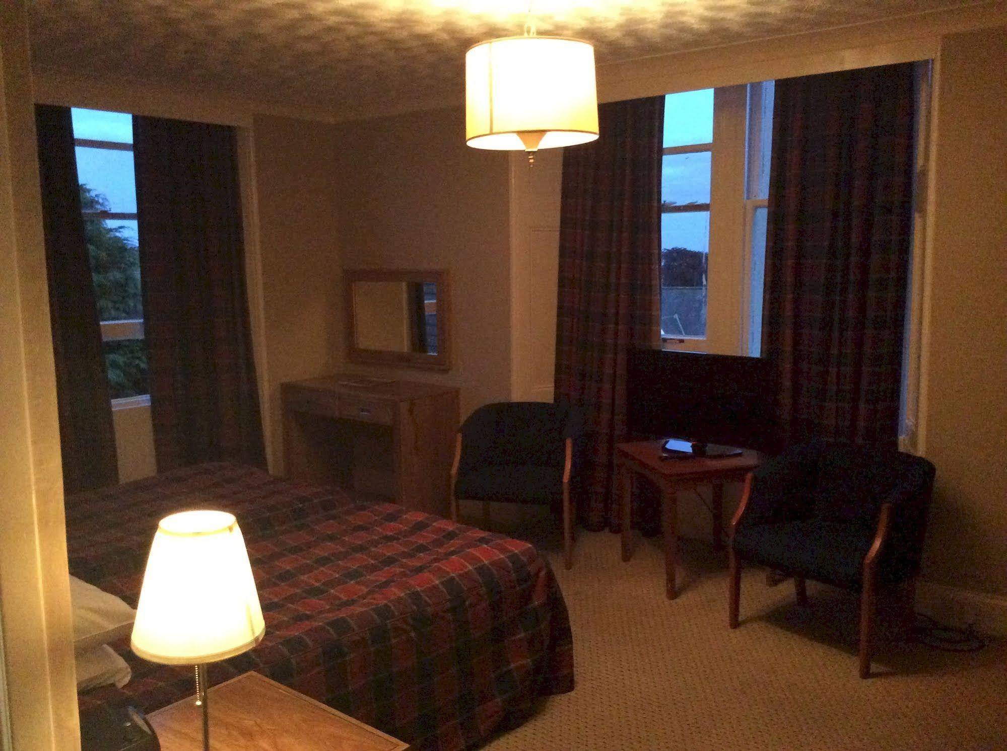 Taychreggan Hotel Dundee Dış mekan fotoğraf